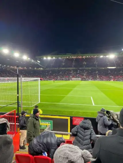 Vista Old Trafford Bloque E106