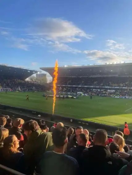 Vista Sección JL3 Molineux