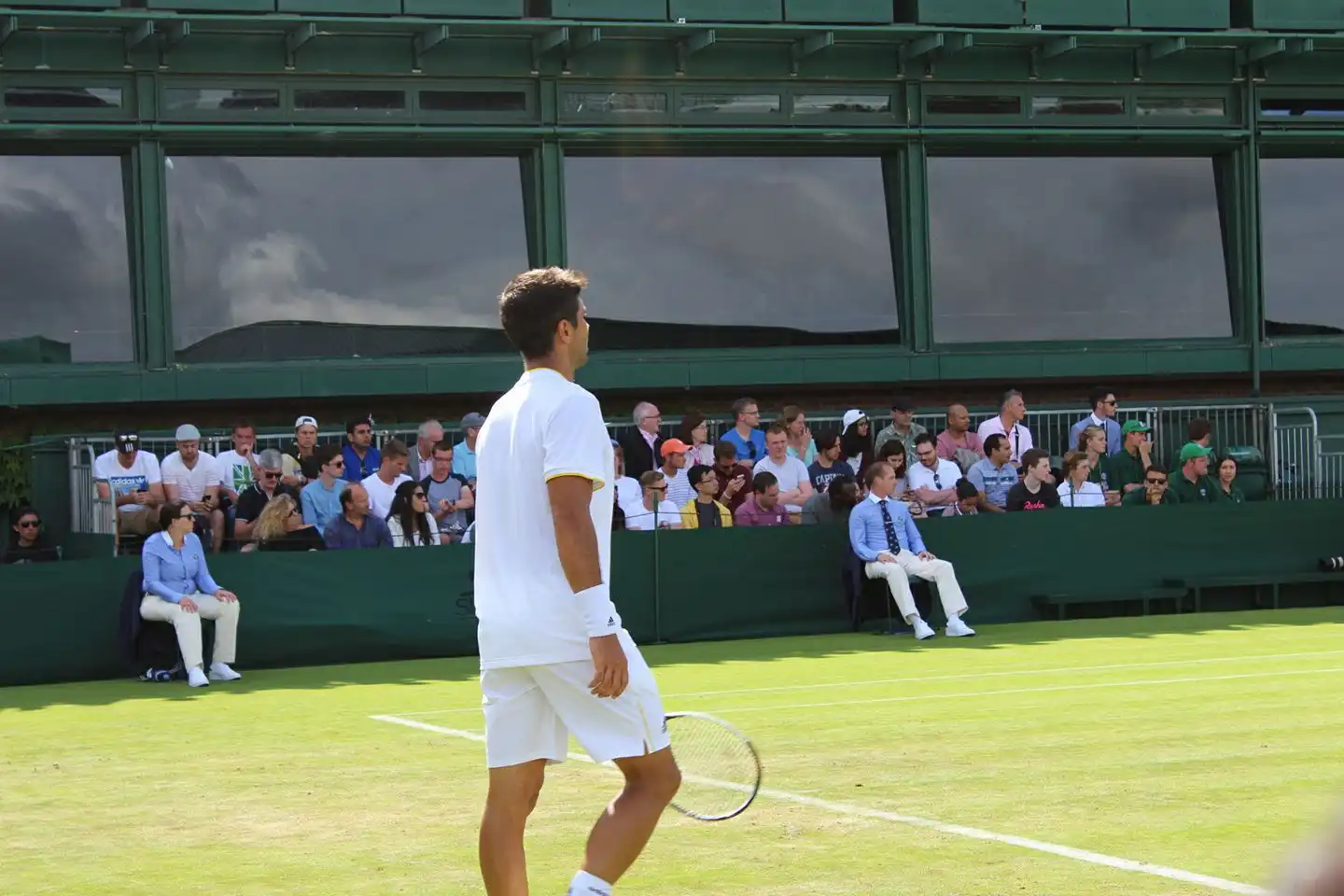 Foto de tenista en la pista